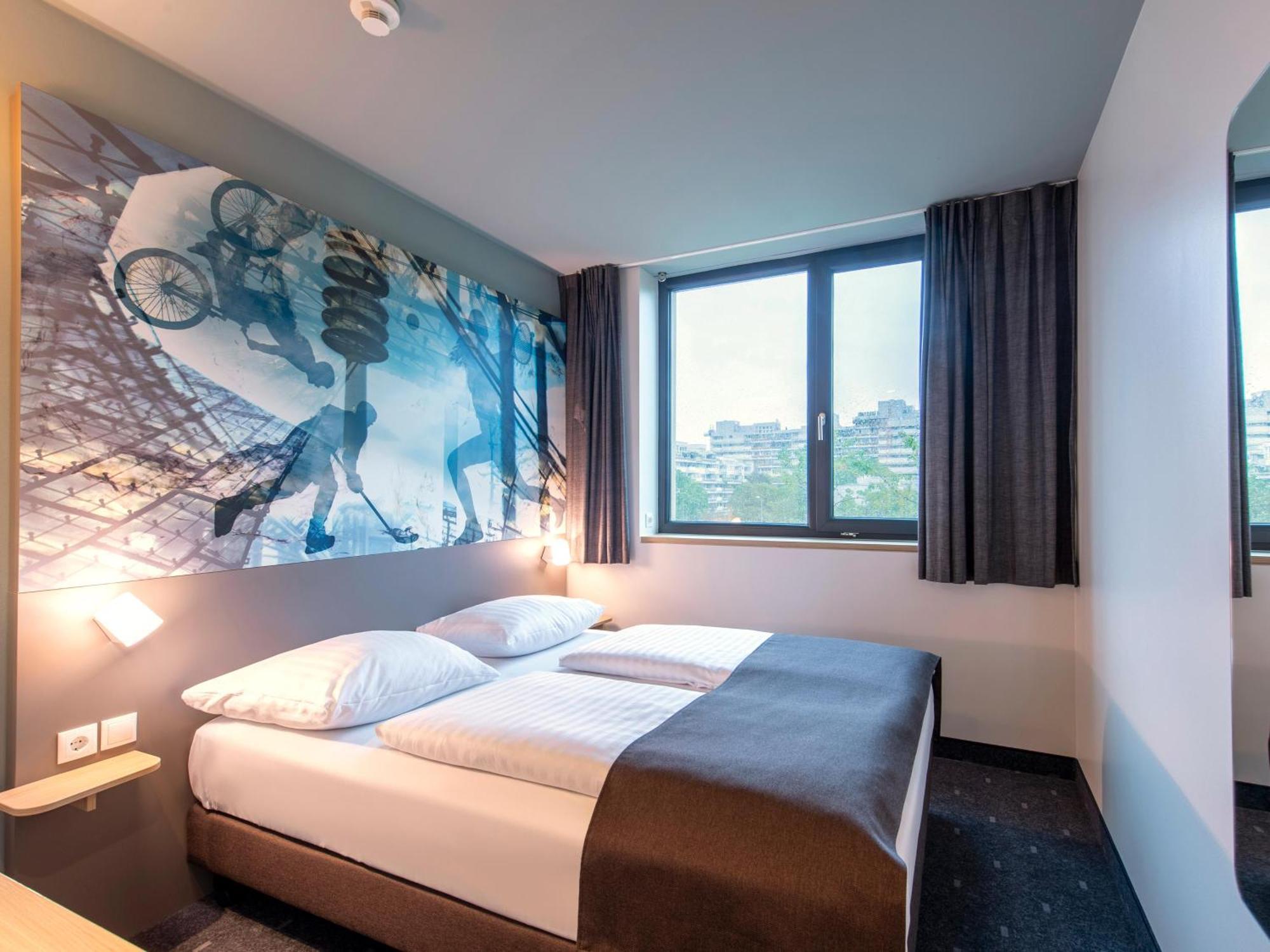 B&B Hotel Muenchen-Olympiapark Екстер'єр фото