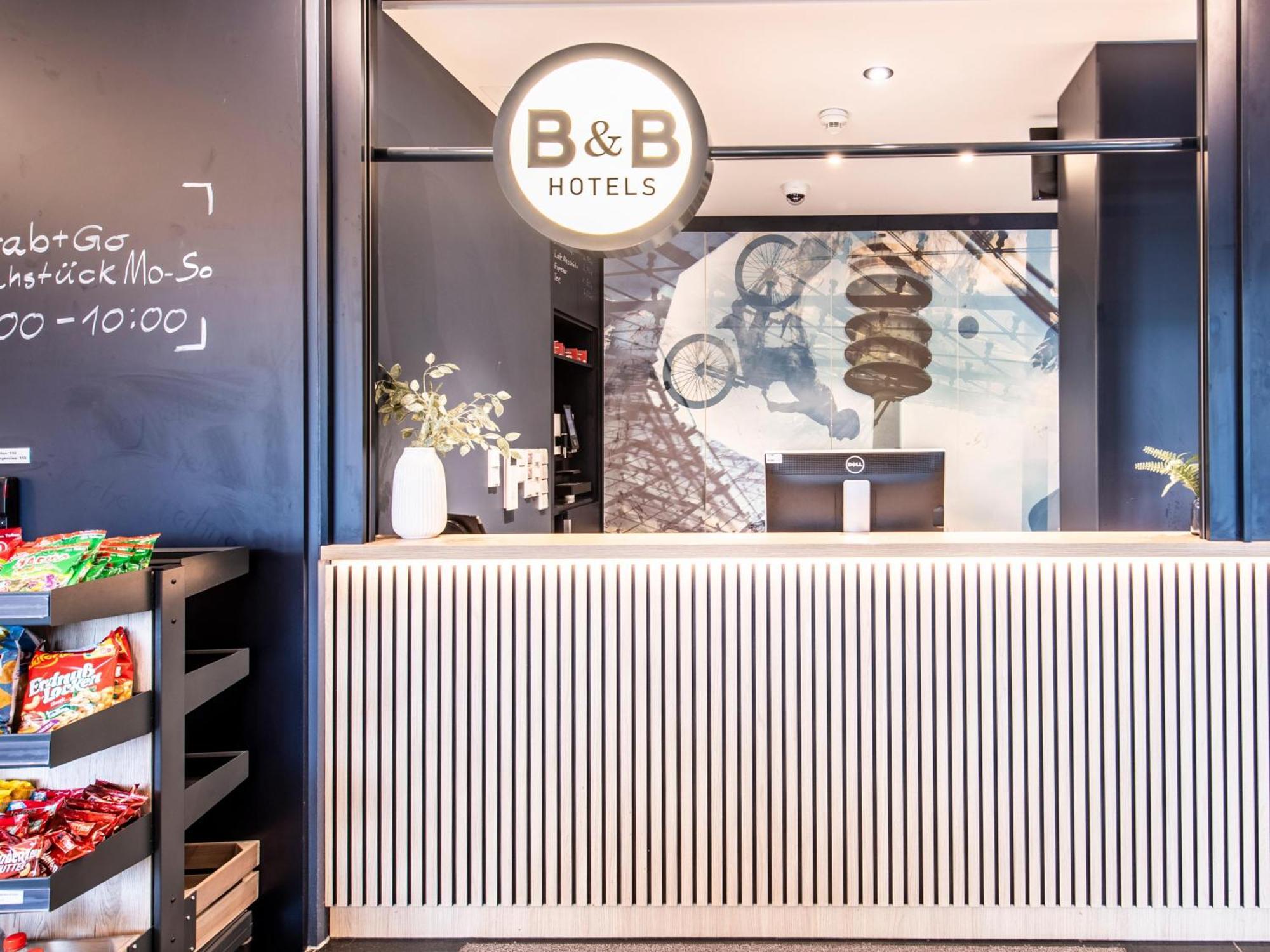 B&B Hotel Muenchen-Olympiapark Екстер'єр фото