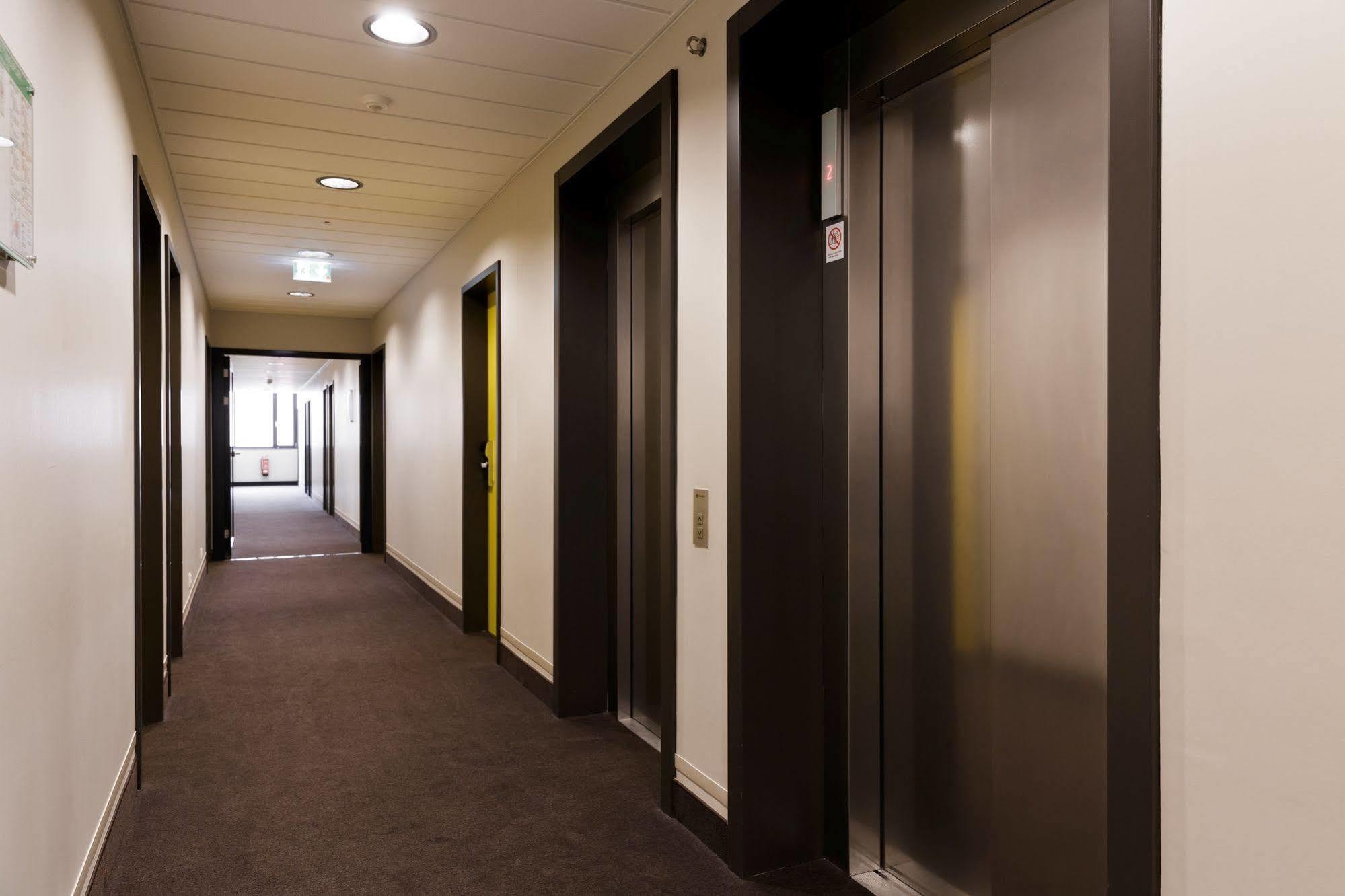 B&B Hotel Muenchen-Olympiapark Екстер'єр фото