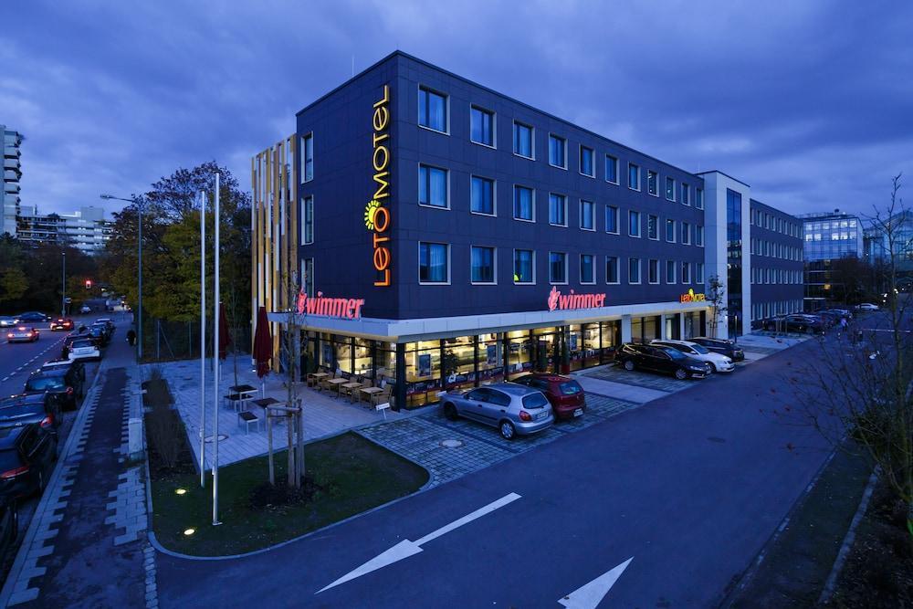 B&B Hotel Muenchen-Olympiapark Екстер'єр фото