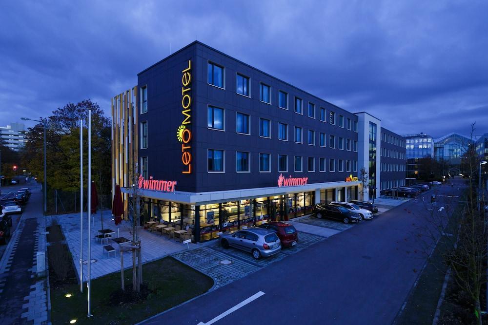 B&B Hotel Muenchen-Olympiapark Екстер'єр фото